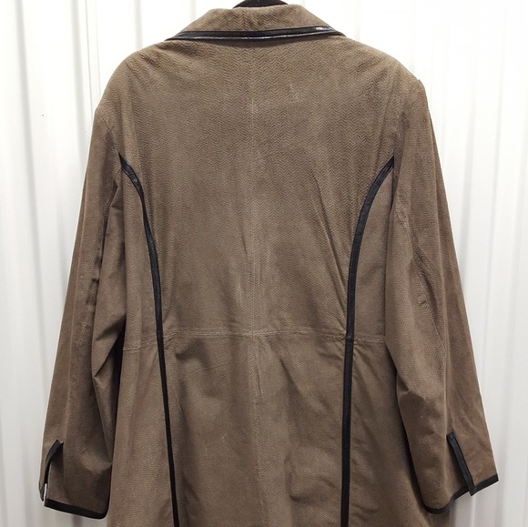 Venezia Leather Jacket, Plus Size - Picture 4 of 4